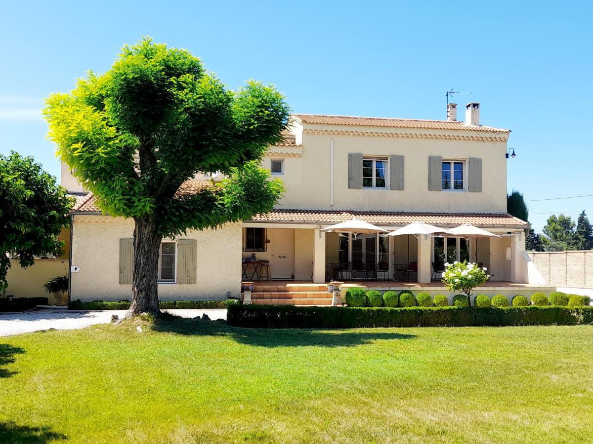 Bed and Breakfast Domaine Des Écureuils Carpentras Exterior foto